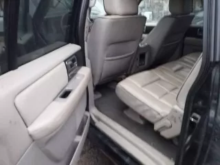 Lincoln Navigator, VIN: 5LMFL28517LJ21621, 2007 г., 304 л.с., черный.