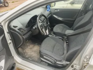 Hyundai Solaris, 2015, VIN Z94CT41DBFR414427, 2015 года выпуска. Является предметом залога АО "ОТП Банк". Ознакомление с имуществом производится по адресу: г.Киров, Школьный переулок 3 г, с момента публикации сообщения о продаже имущества и до окончания приема заявок, предварительно записавшись по…