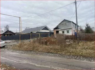 Жилой дом 81.6 кв.м, участок 707 кв.м, Свердловская область. Кадастровый номер дома: 66:59:0101011:1627, участка: 66:59:0101011:8. Объект может быть приобретен с использованием заемных средств Sberbank.