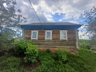 Жилой дом, общ. пл. 61,1 кв.м., кадастровый номер 16:02:110101:271 и 
Земельный участок, пл. 2291 кв.м. , кадастровый номер 16:02:110101:123
Адрес: Республика Татарстан, Азнакаевский район, с. Учалле, ул. Советская, д. 65