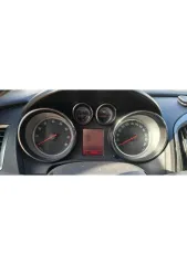 Opel Astra 2011 года, 140 л.с., пробег 170000 км, АКПП. VIN: XUFPE6DC8C3011572.