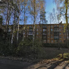 Жилое помещение (двухкомнатная квартира) общей площадью 45,2 кв.м, кадастровый № 78:08:0102001:1178
Расположенное по адресу: Ленинградская область, г. Сертолово, мкр. Сертолово-1, ул. Заречная, д. 11, кв. 35
В квартире зарегистрированы: должник
Фомина Анастасия Игоревна, дети должника…