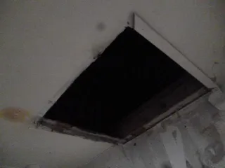 Земельный участок 4682 кв.м и коттедж, 143.5 кв.м, Калужская область. Земельный участок площадью 4682 кв. м, кадастровый номер 40:17:031001:183, с расположенным на нем объектом недвижимого имущества – одноэтажный брусовый, обложенный кирпичом коттедж (строение 1), общей площадью 84,2 кв. м с…