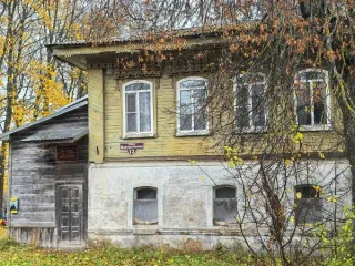Жилой дом 190.8 кв.м Ярославская область, недвижимое имущество, расположенное по адресу: Российская Федерация, Ярославская область, Борисоглебский район, с.Высоково, ул.Центральная, д.12 Кадастровый номер: 76:02:030101:244 Количество этажей : 2 Общая площадь: 190.8