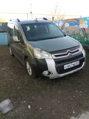 Citroen Berlingo 2011 года, VIN: VF77J5FS0BJ721324.