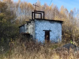 Здание (нежилое) площадь 1330 кв.м, кадастровый номер 50:21:0130201:357. Земельный участок, площадью 1390 кв.м., кадастровый номер 50:21:0130201:42. Прочее оборудование и инвентарь.