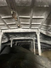 Коровник 1790,3 кв.м и земельный участок в Тамбовской области. Здание площадью 1790,3 кв.м расположено по адресу: Тамбовская область, Сампурский район, с. Гавриловка, 840 м северо-восточнее д. 2 по ул. Колхозной. Назначение: нежилое, кадастровый номер 68:17:0703003:133. Земельный участок под…