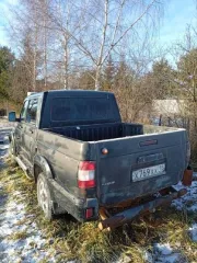 УАЗ Pickup 2014 года, 128 л.с., полный привод. Документы СТС и ПТС имеются. В наличии один комплект ключей. Точный пробег указать не можем, т.к. автомобиль не заводится, отсутствует аккумулятор. Пробег ориентировочно 350-400 тысяч км. Автомобиль битый, требует ремонта. Не работает одометр, есть…