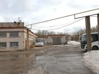 Предприятие (имущественный комплекс) ООО «Русско-высоцкая птицефабрика», состав и характеристики которого указаны в приложении №1 к настоящему сообщению, а также к сообщению ЕФРСБ №19354226 от 05.09.2025. Часть имущества является предметом залога ООО «Управляющая компания «Сигнал» и ФНС России…