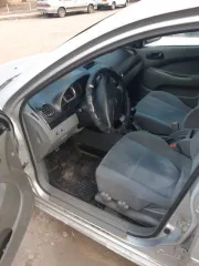 Chevrolet Lacetti, 2006 года, 109 лс, 403000 км. Состояние: В 2021 году была произведена замена двигателя, был куплен на площадке Авито у частного лица, на учет поставлен не был. Автомобиль был арестован приставами, находился на хранении у ФССП, после возврата двигатель сильно дымит, пороги…