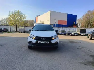 Toyota Camry 2018 года выпуска.