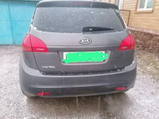 Автомобиль марки KIA модель Venga 2011 г.в. VIN TMAEH812ABJ061112