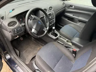 Ford Focus Седан 2005 года Пробег 255633 км Объем двигателя 2 0 л Механическая коробка передач Передний привод Государственный номер К 236 ХС 777 Мощность двигателя 145 л с VIN X9F4XXEED45G65142 Экологический класс Евро 5 Дата регистрации номера 2016 10 24