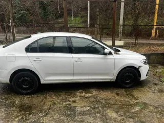 Volkswagen Polo, 2021 года, 65 лс, 239333 км, АКПП. Идентификационный номер (VIN): XW8ZZZCKZMG027950, гос.номер М830МВ193. На имущество зарегистрировано ограничение (обременение) права: находится в залоге у АО «ТБанк». На кузове автомобиля есть недокрашенные места, необходимо исправить печь в…