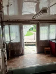 Нежилое здание, площадь 18.1 кв. м, адрес (местонахождение): Курская обл., г. Льгов, ул. Литейная (в районе почтового отделения Льгов-3), КН: 46:32:010103:6692. Находится в совместной собственности. Нежилое здание расположено на земельном участке, предоставленном в аренду Администрацией города…