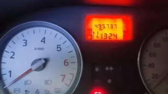 На ходу, 498 тыс. км., в удовлетворительном техническом состоянии, состояние кузова на фото