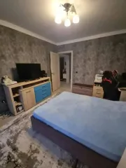 Квартира, состоящая из 2 (Двух) комнат общей площадью 56,0 кв.м., расположенная на 10 этаже 17-этажного дома, по адресу: город Москва, вн.тер.г. городской округ Троицк, проспект Нововатутинский, дом 14, квартира 44, кадастровый номер: 77:17:0140116:7956