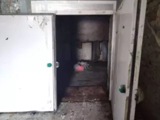 Нежилое помещение площадью 353,9 кв.м, кад. № 36:34:0307023:1471, расположенное по адресу: Воронежская обл., г. Воронеж, ул. Ростовская, д.26, пом.1, находящееся в залоге ПАО Сбербанк.