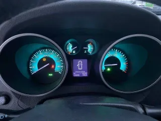 Foton Sauvana, VIN Y4KP2GVC4HB000221. На ходу, но имеются недостатки: хруст коробки передач при переключении, незначительная коррозия металла по всему кузову, гниют трубы системы отопления, бывают провалы оборотов двигателя, теряет скорость, имеются вмятины.