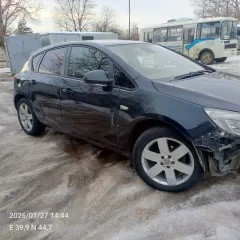 Opel Astra 2011 VIN-номер XUFPD6DC0B3016847. Битая. Автомобиль марки ASTRA, 2011 г.в. VIN-номер XUFPD6DC0B3016847. Состояние: битая, состояние на фотографиях.