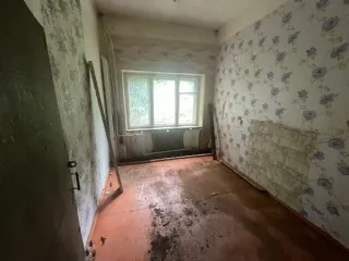 Нежилое помещение 123,2 кв.м в Златоусте, ул. Северная, д. 30, цокольный этаж. Год ввода в эксплуатацию: 1975. Кадастровый номер: 74:25:0304626:2079.