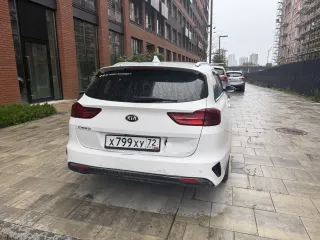 KIA Ceed 2021, VIN-номер XWEH5816BM0009229.