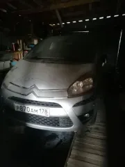 Citroen C4 Picasso 2007 года, 140 л.с., пробег 300000 км. VIN VF7UDRFJH45125097, госномер Р870АМ178, цвет кузова серебристый, объем двигателя 1997 см³. ПТС 78ТО 448413 от 28.08.2007.