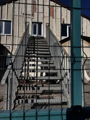 Объект незавершенного строительства для магазина продтоваров и кафе, 1 этаж, площадью 206.5 м². Степень готовности 4%. Кадастровый номер объекта: 75:22:160102:513. Расположен по адресу: Забайкальский край, Читинский район, с. Угдан, ул. 2-я Трактовая, д.3. Объект расположен на земельном участке…