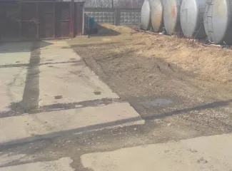 Производственная база (Нефтебаза), 9 объектов, Иркутская обл., Усолье-Сибирское, 9 объектов недвижимости, расположенных по адресу: Иркутская обл., г.Усолье-Сибирское, территория Усольского филиала AO "Строймеханизация" (УУМ): 1) Наливная эстакада для светлых нефтепродуктов и масел (залог)…