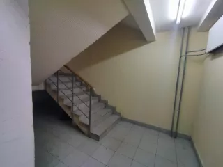 Квартира   46,9 кв. м, адрес: Московская обл., г. Химки, ул. Бабакина, д. 15, кв. 404, 1 комнатная, 26 этаж, кадастровый номер 50:10:0010116:449, ограничения и обременения: имеются зарегистрированные и/или проживающие лица, препятствующие доступу в квартиру, наличие…
