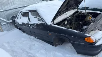 ВАЗ-21140, 2004 г.в., г/н А504УО43, VIN: XTA21140043803472, с ключами, без документов, рабочее состояние не проверялось (Уведомление №3132 К от 12.11.2024 г.). ИЖ 21261-030, 2004 г.в., г/н отсутствует, цвет – бордовый, VIN: XTK21261040001717, в нерабочем состоянии, без документов и ключей, рабочее…
