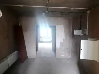 Нежилое помещение, назначение: нежилое, общая пл. 127,6 кв.м., кад.№ 77:05:0006004:24479, этаж 1. Адрес: г. Москва, вн.тер.г. муниципальный округ Чертаново Северное, шоссе Варшавское, дом 120, корпус 1, помещение 2/1.