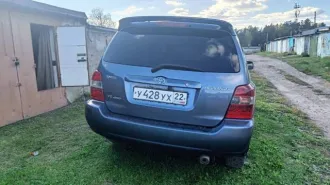 Toyota Highlander 2004 года, 230 л.с., пробег 257843 км, автоматическая коробка передач. VIN: JTEEP21A040032971, госномер У428УХ22.