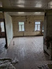 Дом 56,1 кв.м. и земельный участок 3000 кв.м. в Новгородской обл., здание 56,1 кв.м. Кадастровый номер: 53:09:0054201:32, назначение объекта: Жилое, площадь: 56,1 м2, вид права: Собственность, адрес: 175350, Новгородская область, р-н Марёвский, с/п Марёвское, д Малое Дёмкино, ул Народная, д 17…