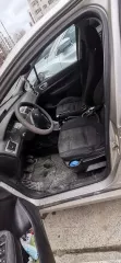 Peugeot 307, 2007 г.в., VIN: VF33CNFUL84954453, серый кузов, объем 1587 см³, мощность 109 л.с., экологический класс 4, тип: хэтчбек. В залоге у ООО МКК «КарМани». Состояние: битое в левую переднюю и заднюю части, после ДТП отремонтировано (видно по цвету краски), обшивка потолка демонтирована…