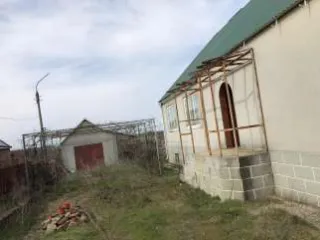 Жилой дом с пристройками, общая площадь 59,6 кв.м, кадастровый номер 23:16:1004001:445, расположен по адресу: Краснодарский край, Курганинский район, с. Урмия, ул. Почтовая, д. 99. Земельный участок категории земли населенных пунктов, разрешенное использование для ведения личного подсобного…