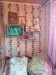 Комната в общежитии, доля в праве: 1/1  Назначение объекта: жилое  Адрес места нахождения: Ярославская область, г. Рыбинск, Глазурная ул.,д.28, комната 58  Кадастровый номер: 76:20:100521:352  Площадь комнаты  кв.м : 13,20  Этаж: 2/5  Тип дома: кирпичный 