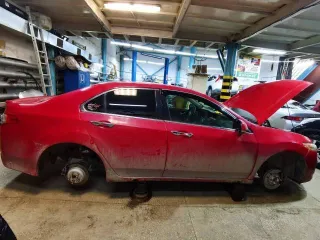 Honda Accord, 2008 года, 201 лс, 300000 км еще Легковой автомобиль: HONDA ACCORD, год изготовления: 2008, легковой седан, г/н: Е835РР186, цвет: красный, VIN: JHMCU26609C209346, ПТС 54 НТ 829469, СТС 99 58 795077 (Авто не на ходу)