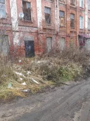 Нежилое помещение, площадью 55,6 кв.м., является частью объекта культурного наследия регионального назначения, включенного в единый государственный реестр объектов культурного наследия (памятников истории и культуры) народов Российской Федерации – «Здание рабочих казарм» XIX в., регистрационный…