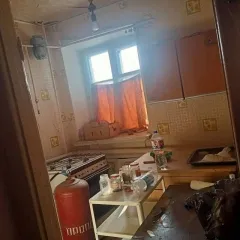 1/4 доля квартиры в Оренбургской обл. еще 1/4 доля квартиры, площадь 39.7 кв.м., адрес  местонахождение : Россия, Оренбургская область, Кваркенский район, пос. Красноярский, ул. Садовая, дом № 6, кв. № 9, кадастровый  условный  номер: 56:13:0801001:3622