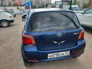 Toyota Yaris, 1999 г.в., г/н В018НА37, VIN JTDJV123400079126. Цвет синий, наличие царапин и потёртостей по всему лакокрасочному покрытию кузова автомобиля, полученные в результате длительной эксплуатации, незначительные, но многочисленные, сколы понизу всех дверей и порогов, в области колесных…