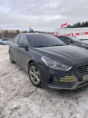 HYUNDAI SONATA 2018 Automobile: brand HYUNDAI, model SONATA, identification number – XWEE341CBJ0001173; type of vehicle – passenger car; year of manufacture – 2018; body number – XWEE341CBJ0001173; body color – gray; engine power, hp (kW) – 149.56 (110). Located in pledge with JSC "ALFA-BANK"…