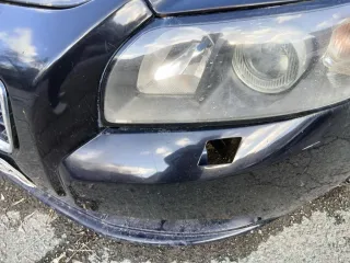 Volvo S40, 2007, черный, 141 734 км, 1 596 МТ (99,96 л.с.), бензин, передний, VIN YV1MS204282363187, седан, в нерабочем состоянии, разбито лобовое стекло, вмятины на правой стороне кузова и дверях, отломлено правое боковое зеркало, множественные повреждения кузова коррозией, багажник не…