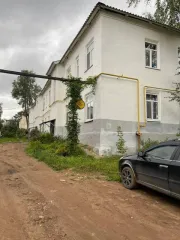 35/100 доли квартиры Удмуртия, 35/100 доли жилого помещения Удмуртия, кадастровый номер: 18:27:030136:74, расположенное по адресу: Удмуртская Республика, г Воткинск, ул Орджоникидзе, д 35, кв 1,