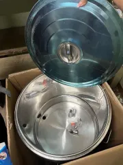 Электрооборудование и бытовая техника. Годные остатки: электрооборудование и бытовая техника в ассортименте (согласно приложению). Проверка исправности имущества не проводилась. Товаросопроводительные документы не передавались. Погрузка и транспортировка имущества с места хранения осуществляется…