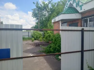 Дом и два земельных участка 570 кв.м, Волгоградская область. Дом и земельный участок 570+/-17 кв.м. в Волгоградской обл. Еще дом и земельный участок 570+/-17 кв.м. в Волгоградской обл. Еще земельный участок, площадь 570+/-17 м, кад. № 34:20:040001:612 Волгоградская обл., район Новониколаевский, х…