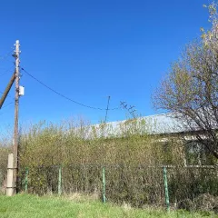 Нежилое здание 311 м2 с земельным участком 2600 м2 Челябинская обл. Здание с кадастровым номером 74:11:0306003:64, земельный участок с кадастровым номером 74:11:0306003:44 расположенные по адресу: Челябинская обл., Кизильский район, п. Зингейский, ул. Молодежная, д. 13 Год ввода в эксплуатацию…