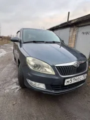 Skoda Fabia 2013 года, 86 л.с., пробег 189 919 км. VIN: XW8EC45JXEK508112. Имущество является залоговым обеспечением по кредитному договору.
