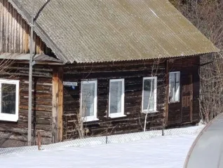 Жилой дом 89 кв.м., участок 1000 кв.м., с. Костенково (Новокузнецкий р-н). Лот 1: жилой дом, площадью 89 кв.м., кадастровый номер: 42:09:0901001:3123, расположенный на земельном участке, площадью 1000 кв.м., кадастровый номер: 42:09:0901001:615. Адрес: Российская Федерация, Новокузнецкий, с…
