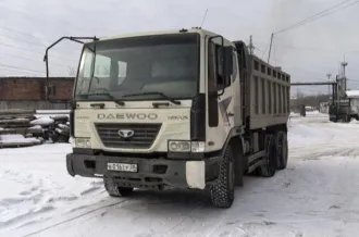 Грузовой самосвал Daewoo TATA VIN KL3K4DRF18K000426, год выпуска 2008, цвет: белый, гос. номер Е 016 СР 38 (ПТС отсутствует).